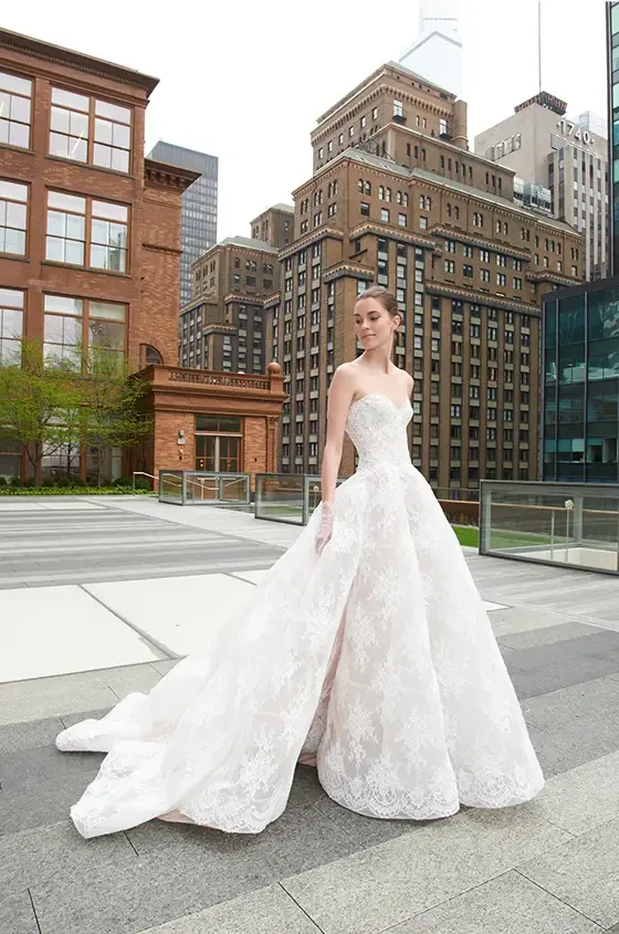 Monique Lhuillier Best Of Main Image