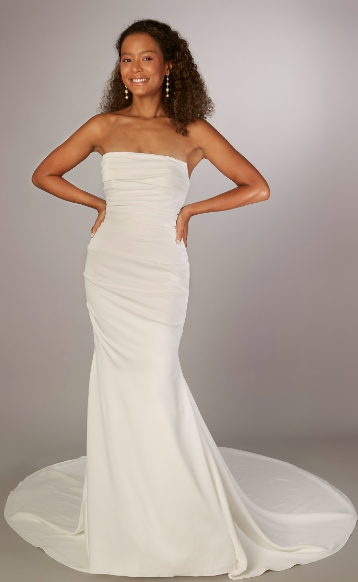 Robert Bullock Curve Trunk Show
