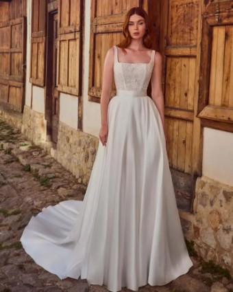 L'Amour by Calla Blanche Caroline Overskirt by L'Amour #0 default Ivory thumbnail