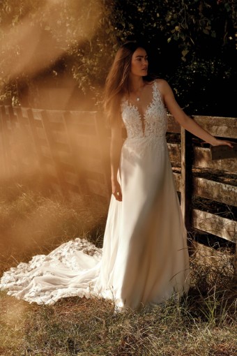 Lillian West Lyra by Lillian West #4 Ivory/Nude thumbnail