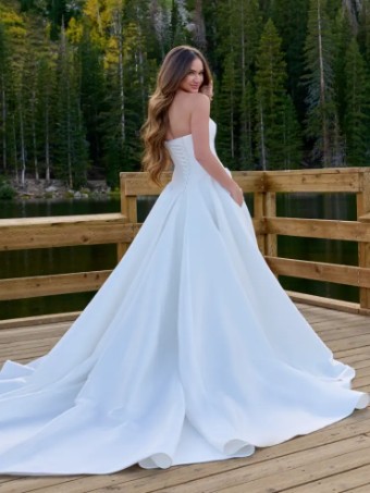 Maggie Sottero Emmanuelle by Maggie Sottero #5 Diamond White thumbnail