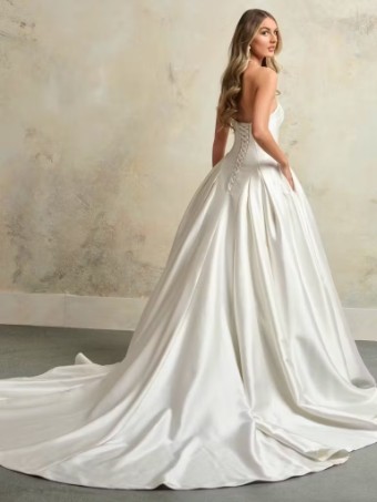 Maggie Sottero Fortune #4 All Ivory thumbnail