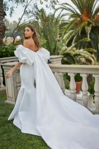 Monique Lhuillier Admire Cape by Monique Lhuillier #0 default Silk White thumbnail