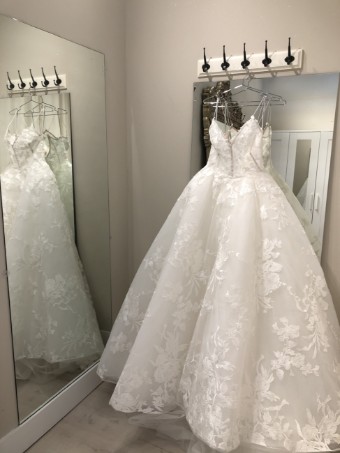 Monique Lhuillier Maeve by Monique Lhuillier (dress only) #5 Silk White thumbnail