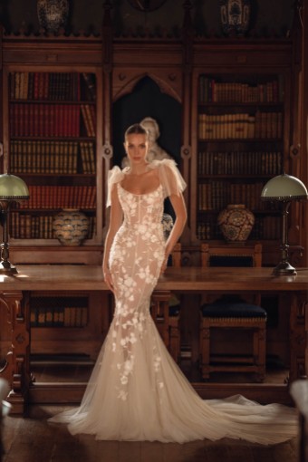 Berta Privée 24-P05 by Berta Privee #0 default Ivory thumbnail