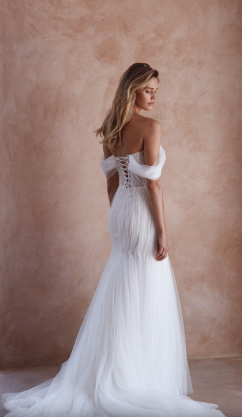 Milla by Lorenzo Rossi Davina by Milla Nova #2 Ivory thumbnail