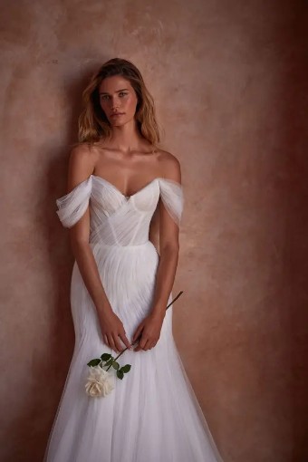 Milla by Lorenzo Rossi Davina by Milla Nova #1 Ivory thumbnail