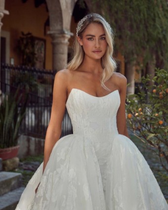 Calla Blanche Halo by Calla Blanche #1 Ivory Jacquard Print thumbnail