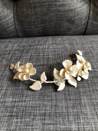 Paris by Deborah Moorland Milk Comb - Paris by Debra Moreland #0 default Silver/Shell White/Light Ivory Pearls thumbnail