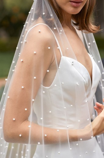 Bliss by Monique Lhuillier BL21201 by Bliss Monique Lhuillier #2 Silk White thumbnail