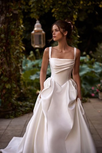 Milla by Lorenzo Rossi Ermana by Milla Nova #0 default Ivory thumbnail