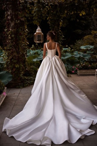 Milla by Lorenzo Rossi Ermana by Milla Nova #2 default Ivory thumbnail