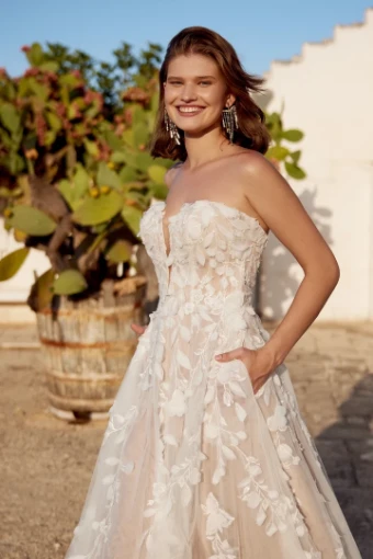 Lillian West Leslie by Lillian West #2 Nude/Ivory/Latte thumbnail