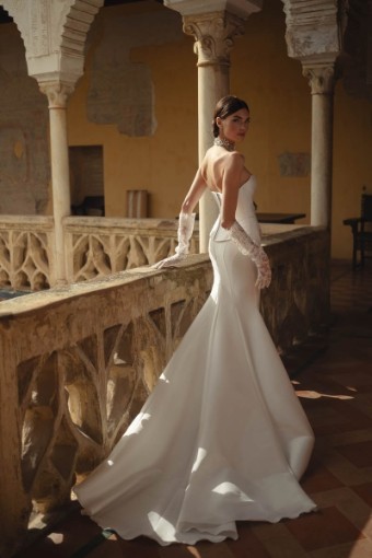 Berta 26-11 by BERTA #1 Ivory thumbnail