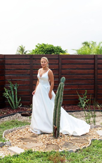 Robert Bullock Tyche by Robert Bullock #2 Ivory thumbnail