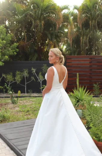 Robert Bullock Tyche by Robert Bullock #3 Ivory thumbnail