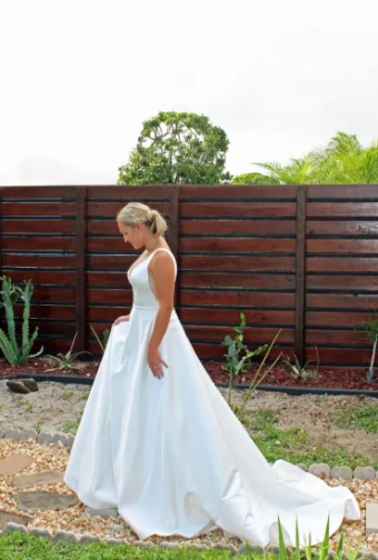 Robert Bullock Tyche by Robert Bullock #4 default Ivory thumbnail