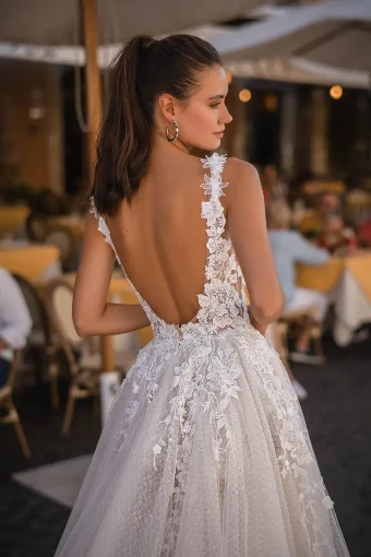 Berta 23-104 #3 default Ivory thumbnail