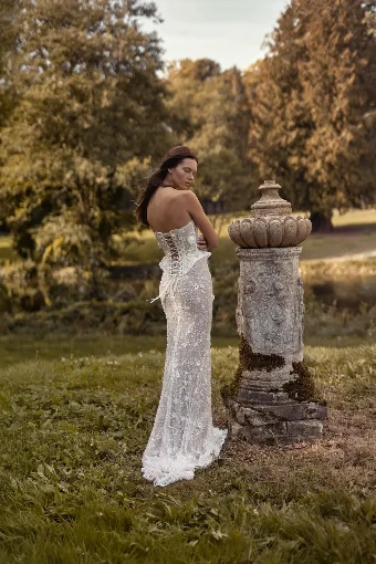 Eisen Stein Bridal Venus #1 Ivory thumbnail
