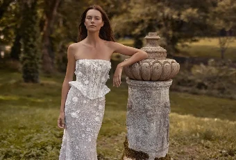 Eisen Stein Bridal Venus #2 Ivory thumbnail