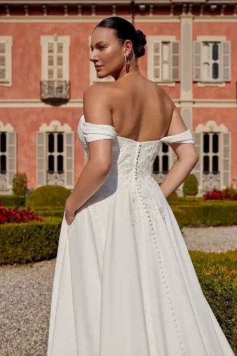 Justin Alexander Julianna #1 Off White/Ivory thumbnail