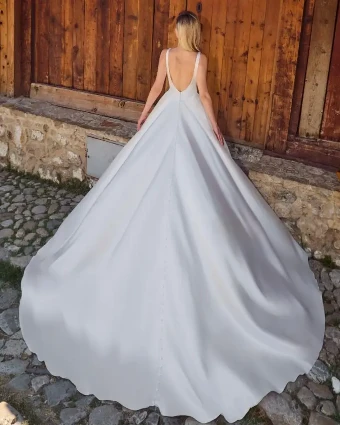L'Amour by Calla Blanche Cailin #1 Ivory thumbnail