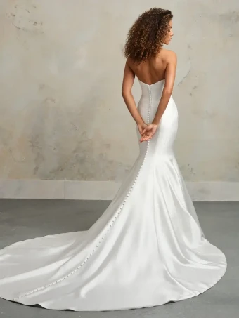 Maggie Sottero Leilani #1 Ivory/Silver Accent (with natural illusion) thumbnail