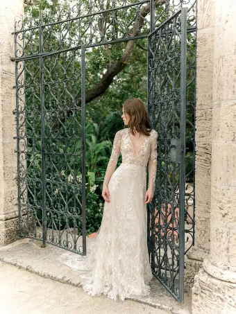 Monique Lhuillier Spring #1 default Silk White/Nude thumbnail