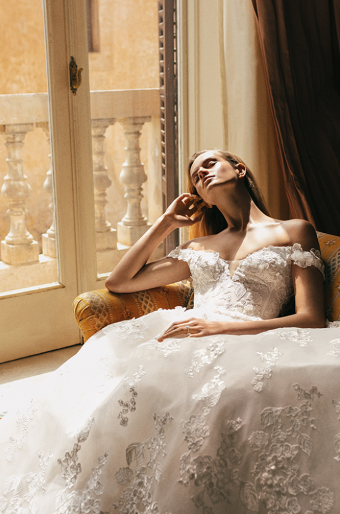 Monique Lhuillier Gianna #0 default Ivory thumbnail