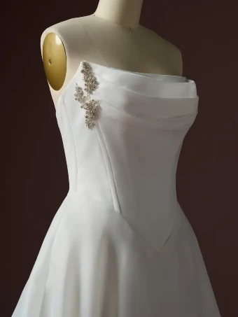 Maggie Sottero Abilene #2 Ivory/Silver Accent thumbnail