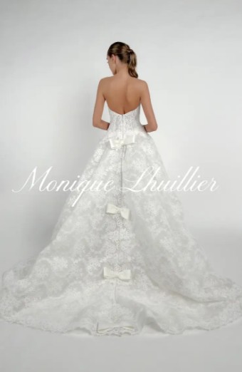 Monique Lhuillier Vittoria by Monique Lhuillier #4 Silk White thumbnail