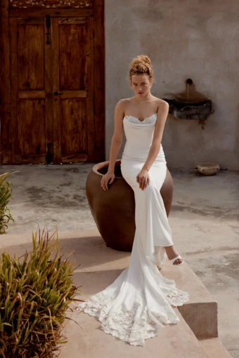 Lillian West Lynden by Lillian West #2 Ivory/Latte thumbnail