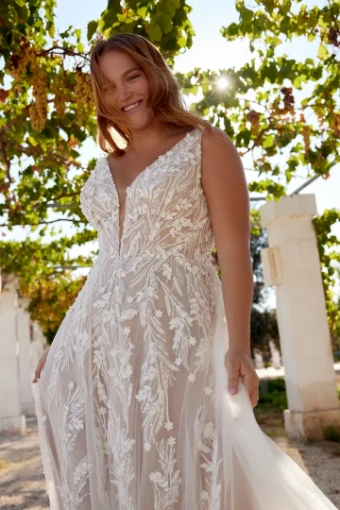 Lillian West Lindsey by Lillian West #1 Sand/Ivory/Latte thumbnail