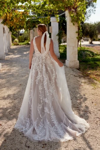 Lillian West Lindsey by Lillian West #2 Sand/Ivory/Latte thumbnail