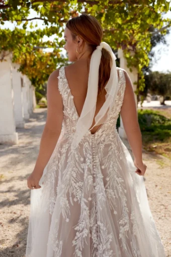 Lillian West Lindsey by Lillian West #3 Sand/Ivory/Latte thumbnail