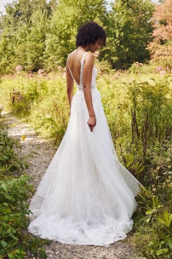 Lillian West Laguna by Lillian West #5 Ivory/Latte thumbnail